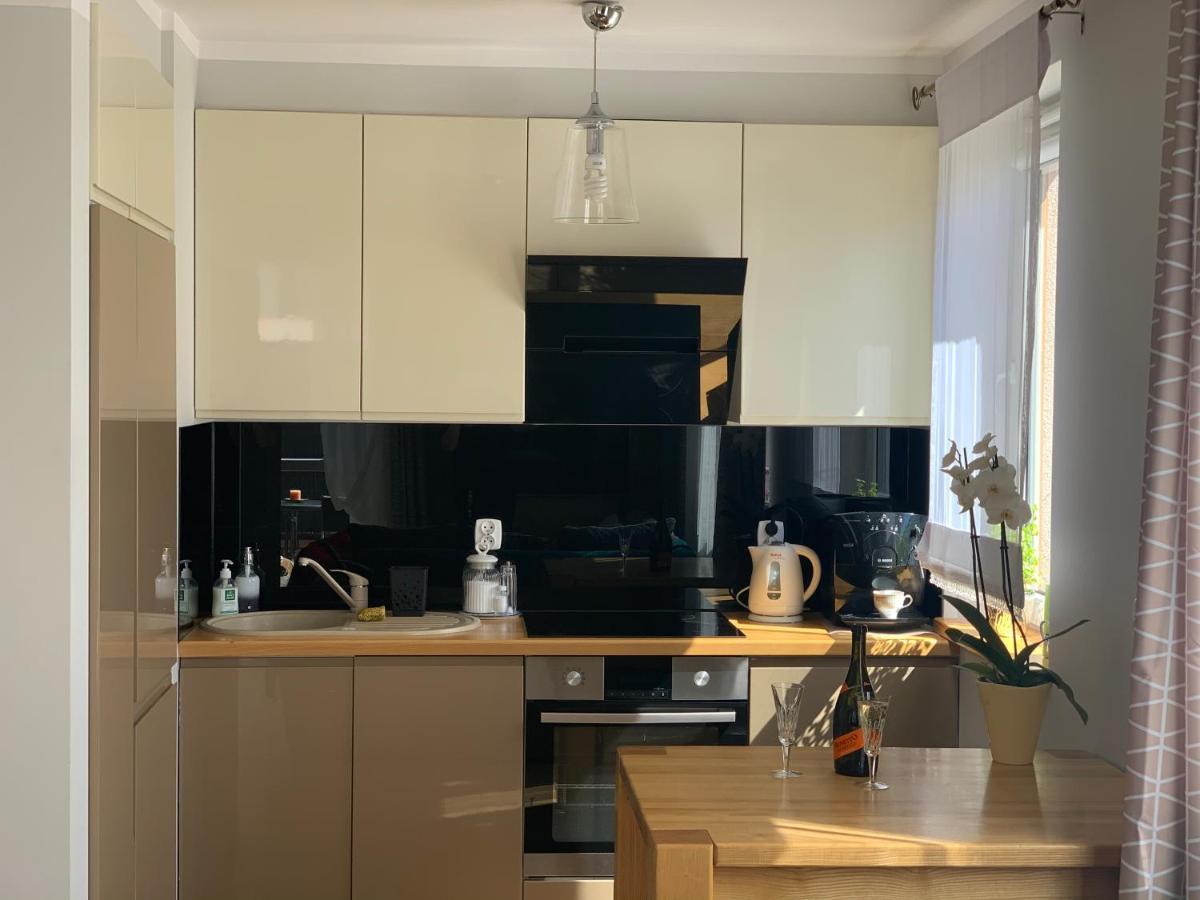 Malva Sun Dog Friendly Apartment With Garden โควอบเซก ภายนอก รูปภาพ