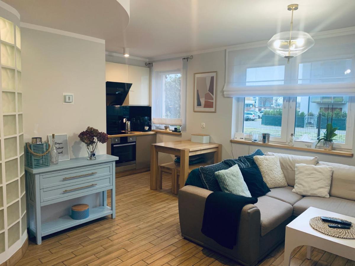 Malva Sun Dog Friendly Apartment With Garden โควอบเซก ภายนอก รูปภาพ