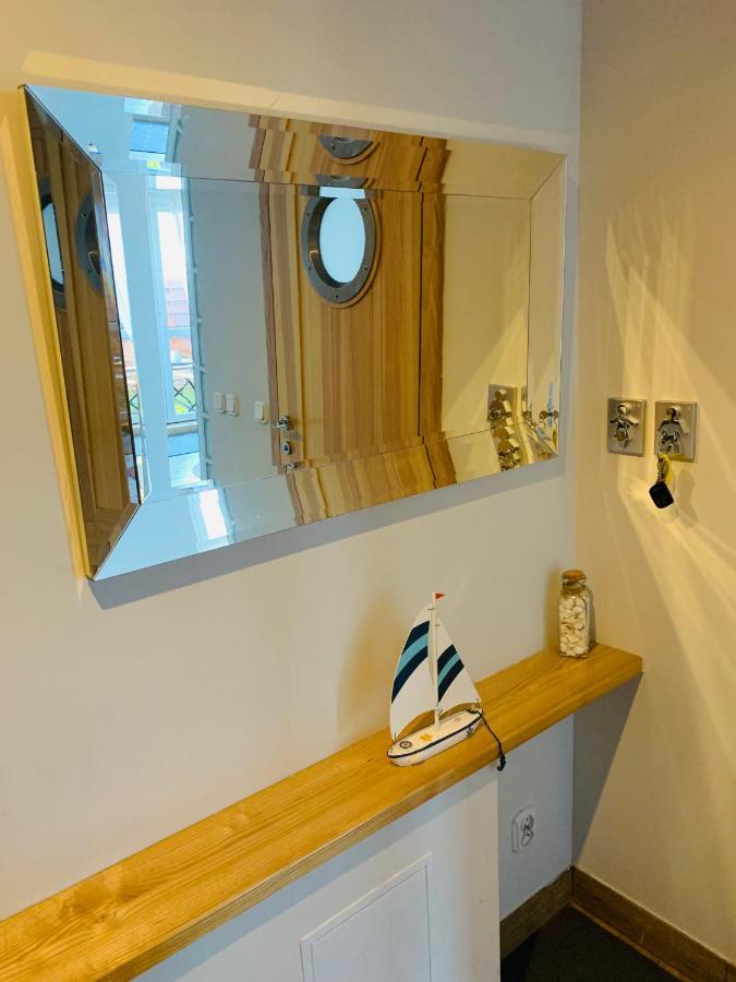 Malva Sun Dog Friendly Apartment With Garden โควอบเซก ภายนอก รูปภาพ